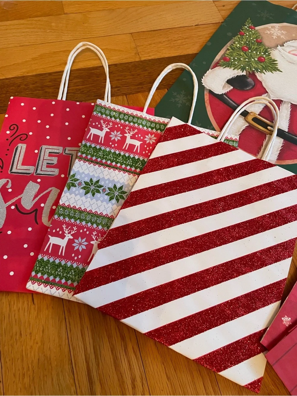 Christmas Gift Bags / Paper / 10 Assorted patterns & sizes as shown